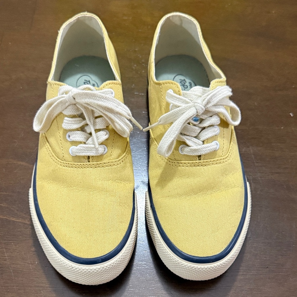 Sperry Yellow Canvas Shoes with White Laces UNISEX 6.5 (M) 8 (W) 24.5 Cm